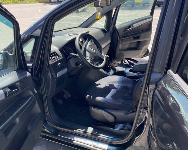 Чорний Опель Зафіра, об'ємом двигуна 1.91 л та пробігом 306 тис. км за 5000 $, фото 15 на Automoto.ua