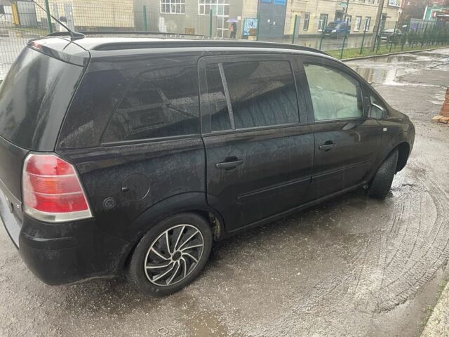 Черный Опель Зафира, объемом двигателя 1.8 л и пробегом 187 тыс. км за 5400 $, фото 8 на Automoto.ua