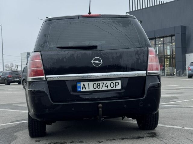 Черный Опель Зафира, объемом двигателя 1.9 л и пробегом 344 тыс. км за 5300 $, фото 2 на Automoto.ua