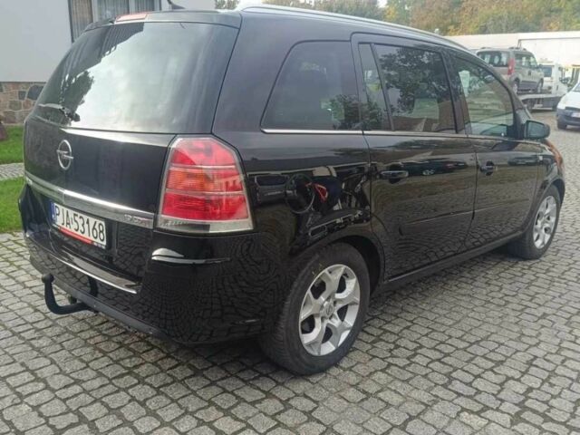 Черный Опель Зафира, объемом двигателя 1.9 л и пробегом 237 тыс. км за 2450 $, фото 2 на Automoto.ua