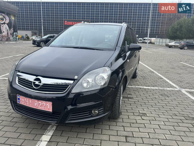 Черный Опель Зафира, объемом двигателя 1.8 л и пробегом 212 тыс. км за 5900 $, фото 9 на Automoto.ua