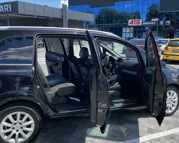 Чорний Опель Зафіра, об'ємом двигуна 1.91 л та пробігом 306 тис. км за 5000 $, фото 11 на Automoto.ua