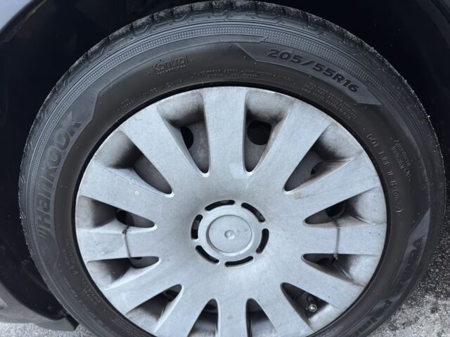 Черный Опель Зафира, объемом двигателя 1.9 л и пробегом 344 тыс. км за 5300 $, фото 6 на Automoto.ua