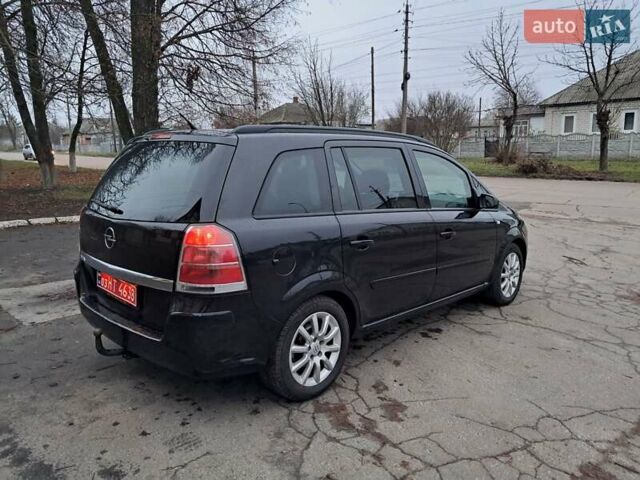 Черный Опель Зафира, объемом двигателя 1.6 л и пробегом 237 тыс. км за 5770 $, фото 11 на Automoto.ua