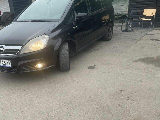Чорний Опель Зафіра, об'ємом двигуна 1.9 л та пробігом 330 тис. км за 2250 $, фото 16 на Automoto.ua