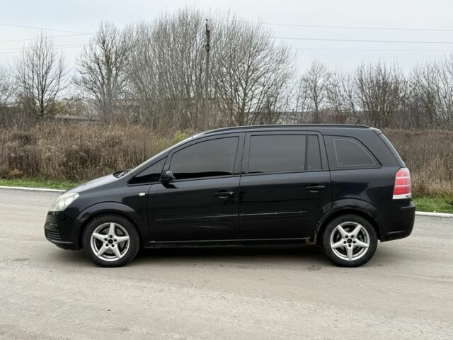 Черный Опель Зафира, объемом двигателя 1.9 л и пробегом 290 тыс. км за 2400 $, фото 4 на Automoto.ua