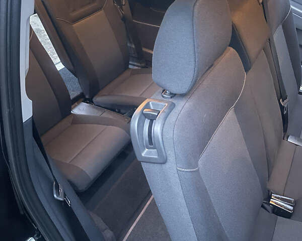 Чорний Опель Зафіра, об'ємом двигуна 1.8 л та пробігом 284 тис. км за 4600 $, фото 27 на Automoto.ua