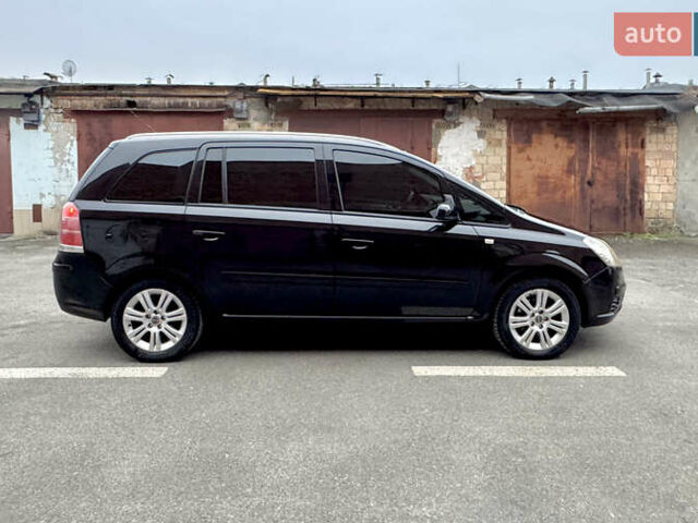 Чорний Опель Зафіра, об'ємом двигуна 1.8 л та пробігом 284 тис. км за 4600 $, фото 4 на Automoto.ua