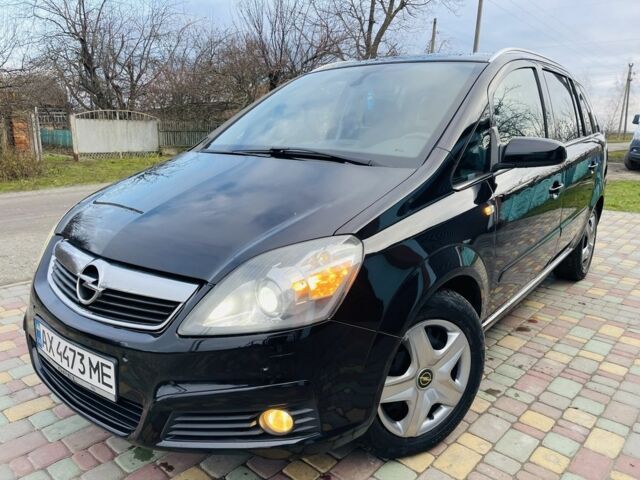 Черный Опель Зафира, объемом двигателя 1.9 л и пробегом 190 тыс. км за 5900 $, фото 16 на Automoto.ua