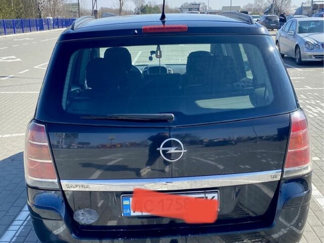 Чорний Опель Зафіра, об'ємом двигуна 1.6 л та пробігом 350 тис. км за 4900 $, фото 11 на Automoto.ua