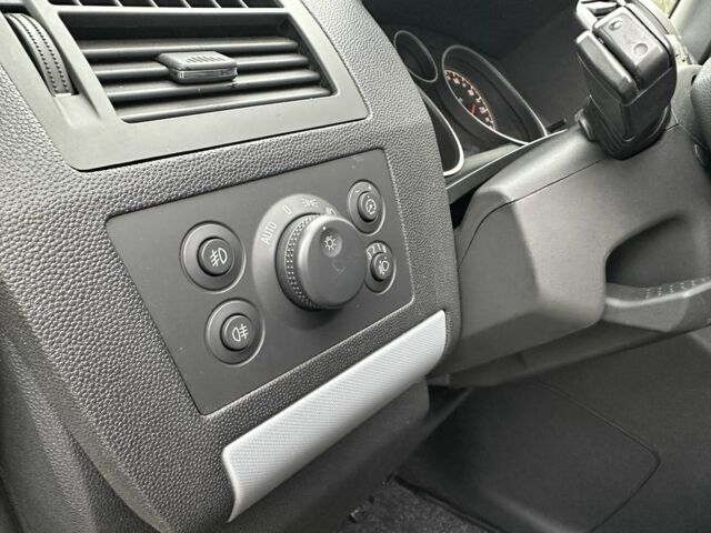 Чорний Опель Зафіра, об'ємом двигуна 1.6 л та пробігом 197 тис. км за 5700 $, фото 19 на Automoto.ua