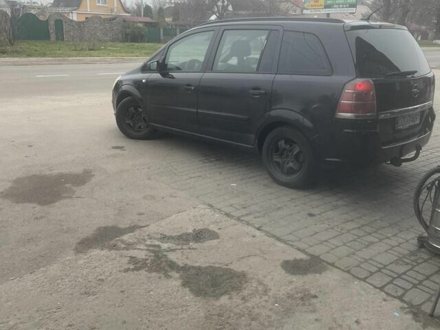 Чорний Опель Зафіра, об'ємом двигуна 1.9 л та пробігом 330 тис. км за 2250 $, фото 19 на Automoto.ua