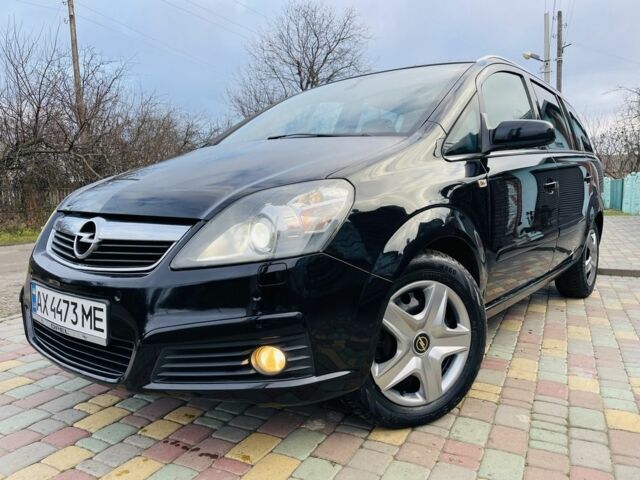 Черный Опель Зафира, объемом двигателя 1.9 л и пробегом 190 тыс. км за 5900 $, фото 18 на Automoto.ua
