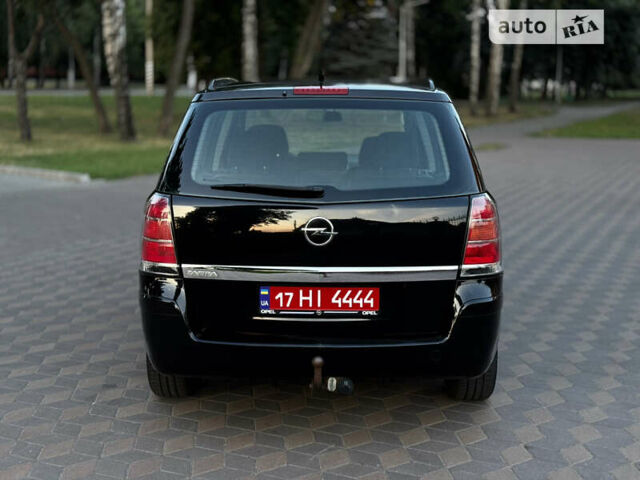 Черный Опель Зафира, объемом двигателя 1.6 л и пробегом 292 тыс. км за 6550 $, фото 38 на Automoto.ua