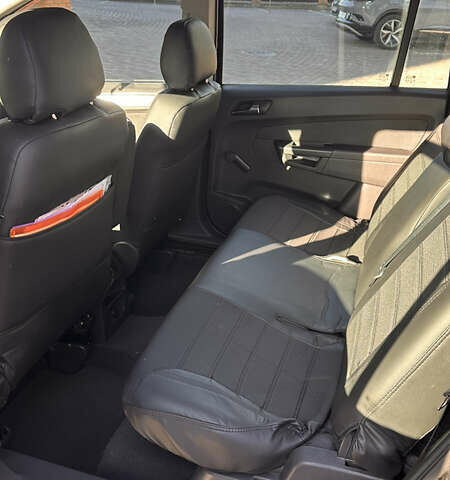 Чорний Опель Зафіра, об'ємом двигуна 1.8 л та пробігом 107 тис. км за 8200 $, фото 20 на Automoto.ua