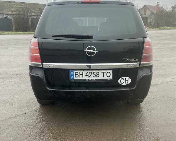 Чорний Опель Зафіра, об'ємом двигуна 1.9 л та пробігом 260 тис. км за 5500 $, фото 3 на Automoto.ua
