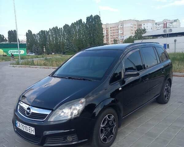 Чорний Опель Зафіра, об'ємом двигуна 1.8 л та пробігом 188 тис. км за 4900 $, фото 6 на Automoto.ua