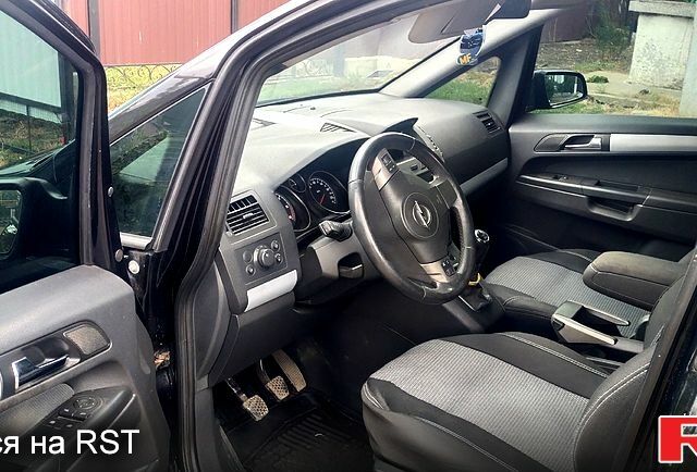 Черный Опель Зафира, объемом двигателя 1.9 л и пробегом 0 тыс. км за 6000 $, фото 3 на Automoto.ua