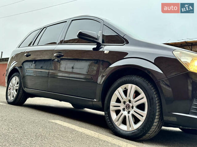 Чорний Опель Зафіра, об'ємом двигуна 1.8 л та пробігом 284 тис. км за 4600 $, фото 9 на Automoto.ua