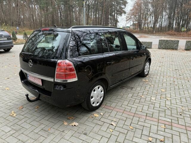 Чорний Опель Зафіра, об'ємом двигуна 1.6 л та пробігом 270 тис. км за 4750 $, фото 3 на Automoto.ua