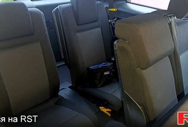 Черный Опель Зафира, объемом двигателя 1.6 л и пробегом 240 тыс. км за 5500 $, фото 11 на Automoto.ua