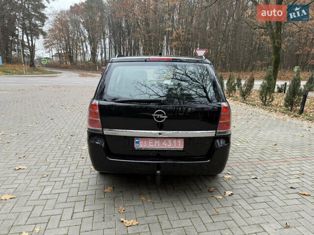 Черный Опель Зафира, объемом двигателя 1.6 л и пробегом 270 тыс. км за 4600 $, фото 4 на Automoto.ua
