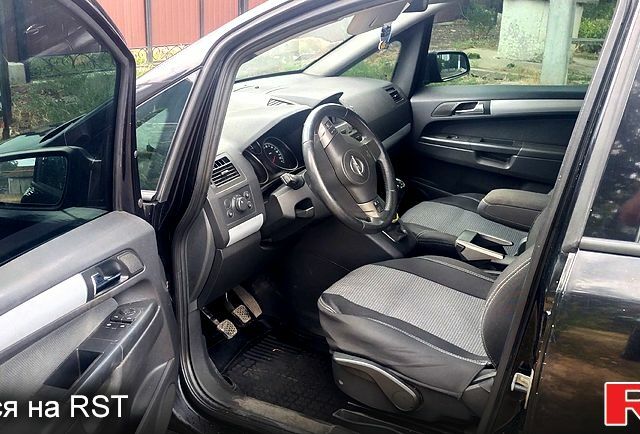 Черный Опель Зафира, объемом двигателя 1.9 л и пробегом 0 тыс. км за 6000 $, фото 2 на Automoto.ua