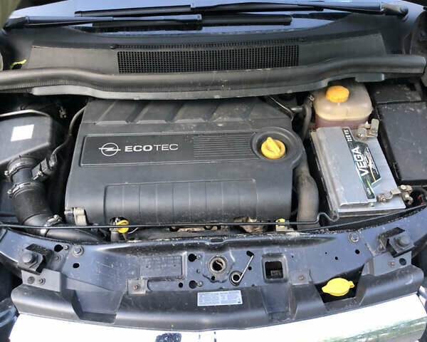 Черный Опель Зафира, объемом двигателя 1.91 л и пробегом 226 тыс. км за 6250 $, фото 15 на Automoto.ua