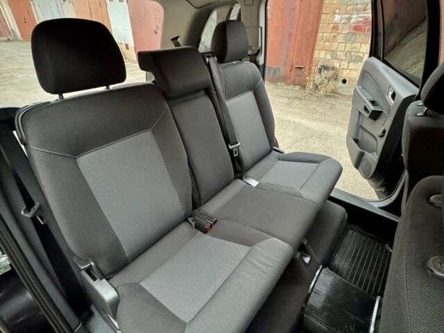 Черный Опель Зафира, объемом двигателя 1.8 л и пробегом 279 тыс. км за 4600 $, фото 13 на Automoto.ua