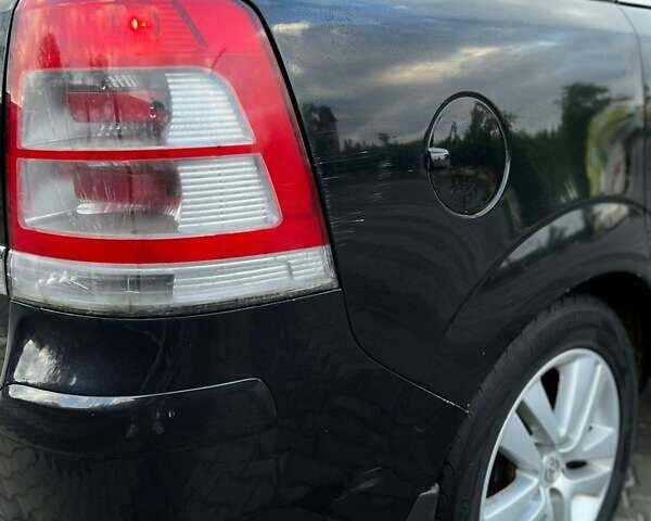 Черный Опель Зафира, объемом двигателя 1.69 л и пробегом 266 тыс. км за 5700 $, фото 5 на Automoto.ua