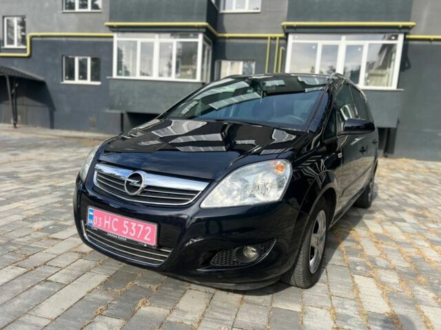 Черный Опель Зафира, объемом двигателя 1.6 л и пробегом 227 тыс. км за 6300 $, фото 2 на Automoto.ua