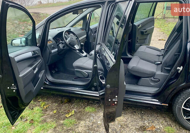 Черный Опель Зафира, объемом двигателя 1.8 л и пробегом 179 тыс. км за 6750 $, фото 19 на Automoto.ua