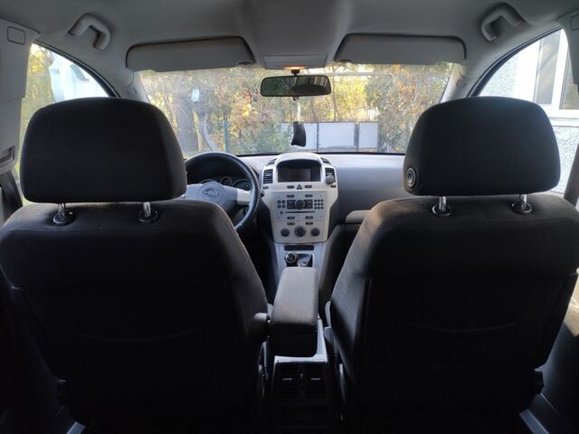 Чорний Опель Зафіра, об'ємом двигуна 1.6 л та пробігом 290 тис. км за 5600 $, фото 6 на Automoto.ua