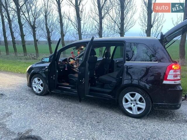 Чорний Опель Зафіра, об'ємом двигуна 2.2 л та пробігом 242 тис. км за 5250 $, фото 23 на Automoto.ua