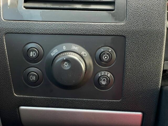 Чорний Опель Зафіра, об'ємом двигуна 1.9 л та пробігом 370 тис. км за 7100 $, фото 12 на Automoto.ua