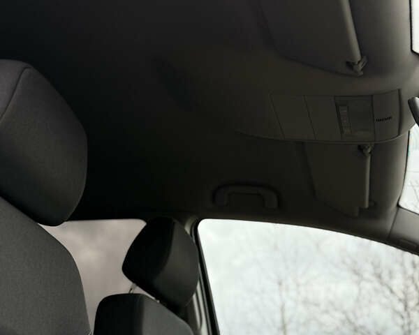 Чорний Опель Зафіра, об'ємом двигуна 1.6 л та пробігом 238 тис. км за 5500 $, фото 44 на Automoto.ua