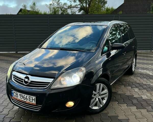 Черный Опель Зафира, объемом двигателя 1.69 л и пробегом 266 тыс. км за 5700 $, фото 8 на Automoto.ua