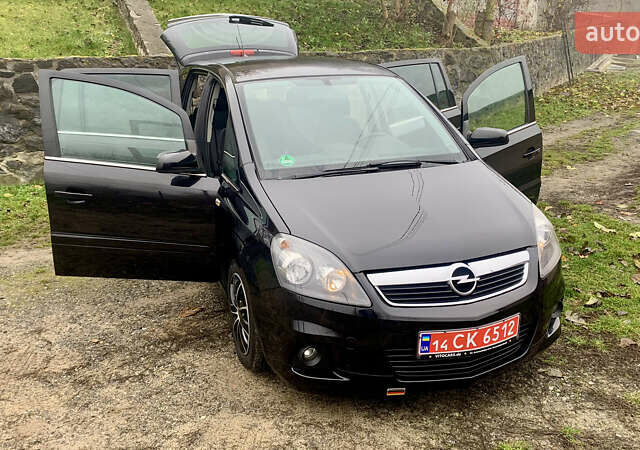 Черный Опель Зафира, объемом двигателя 1.8 л и пробегом 179 тыс. км за 6750 $, фото 11 на Automoto.ua