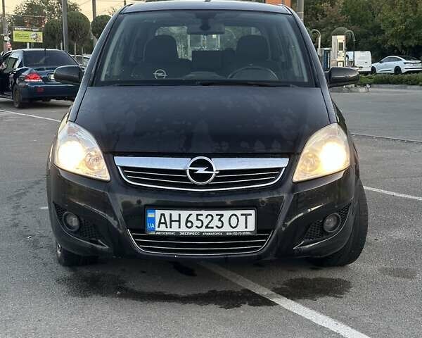 Черный Опель Зафира, объемом двигателя 1.6 л и пробегом 297 тыс. км за 5800 $, фото 15 на Automoto.ua