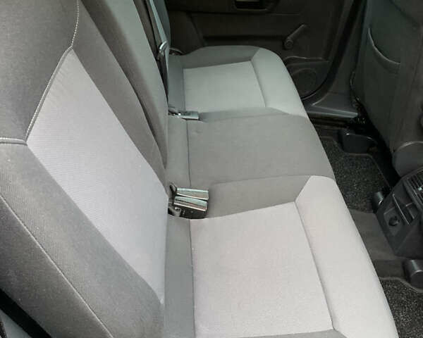 Черный Опель Зафира, объемом двигателя 1.8 л и пробегом 230 тыс. км за 5400 $, фото 76 на Automoto.ua