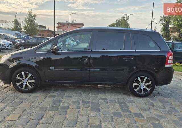 Чорний Опель Зафіра, об'ємом двигуна 1.8 л та пробігом 228 тис. км за 7300 $, фото 6 на Automoto.ua