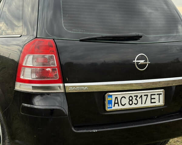 Чорний Опель Зафіра, об'ємом двигуна 1.6 л та пробігом 238 тис. км за 5500 $, фото 15 на Automoto.ua