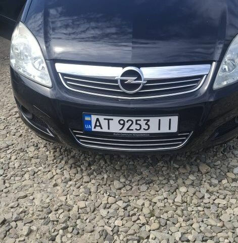 Черный Опель Зафира, объемом двигателя 1.8 л и пробегом 228 тыс. км за 7300 $, фото 1 на Automoto.ua