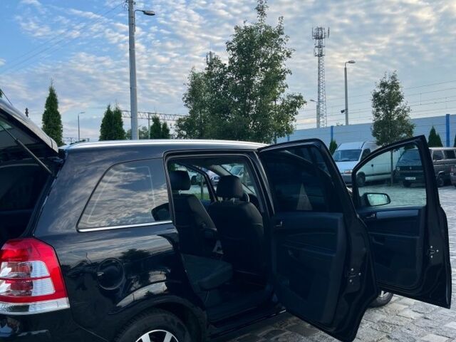 Черный Опель Зафира, объемом двигателя 1.8 л и пробегом 228 тыс. км за 7300 $, фото 10 на Automoto.ua