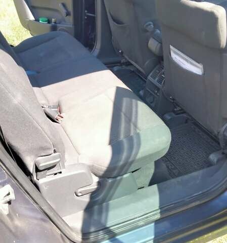 Чорний Опель Зафіра, об'ємом двигуна 1.69 л та пробігом 325 тис. км за 5700 $, фото 18 на Automoto.ua