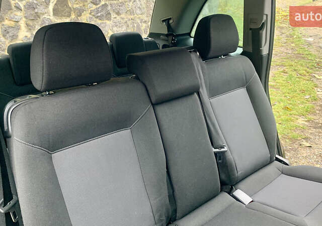 Черный Опель Зафира, объемом двигателя 1.8 л и пробегом 179 тыс. км за 6750 $, фото 30 на Automoto.ua