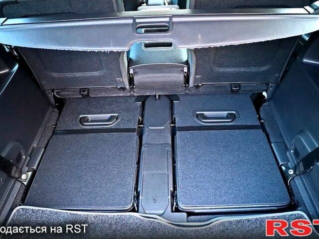 Черный Опель Зафира, объемом двигателя 1.6 л и пробегом 220 тыс. км за 7555 $, фото 5 на Automoto.ua