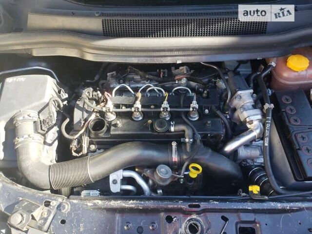 Чорний Опель Зафіра, об'ємом двигуна 0 л та пробігом 228 тис. км за 5900 $, фото 7 на Automoto.ua