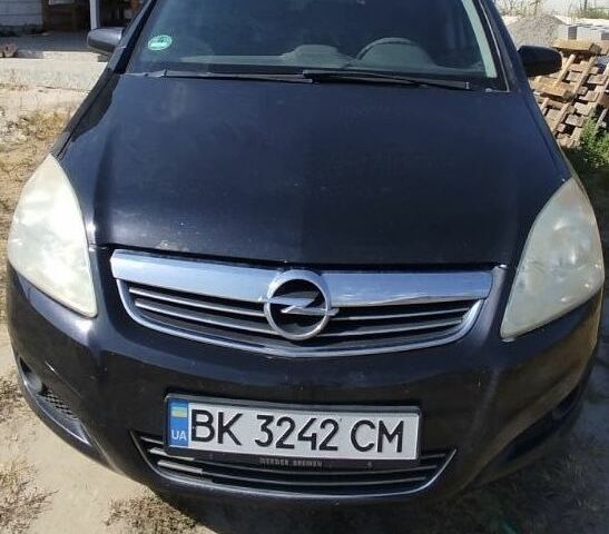 Черный Опель Зафира, объемом двигателя 1.7 л и пробегом 372 тыс. км за 6500 $, фото 2 на Automoto.ua