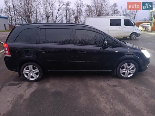 Черный Опель Зафира, объемом двигателя 1.7 л и пробегом 219 тыс. км за 5900 $, фото 4 на Automoto.ua